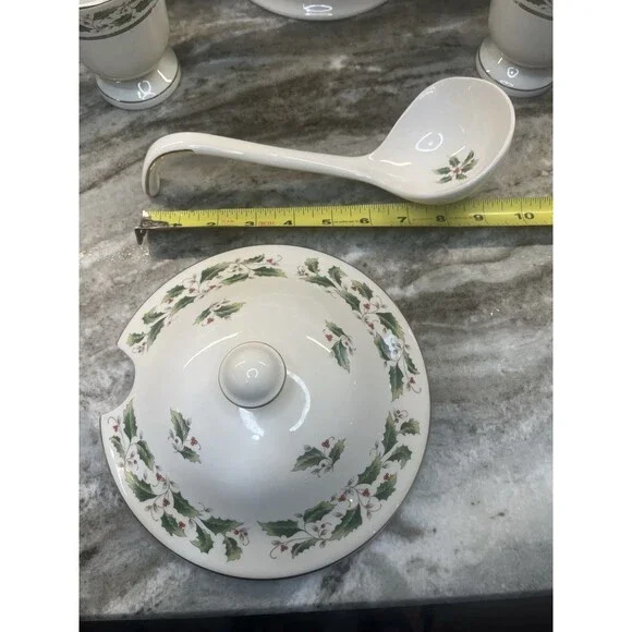 Vintage Royal Limited Holly Holiday Soup TUREEN w/Lid & Ladle AND 12 Cups Berry